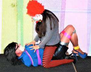 www.joycealexander.net - "The Disappearing Act" - Featuring Amalieve - Photo Gallery - Sept 12 thumbnail
